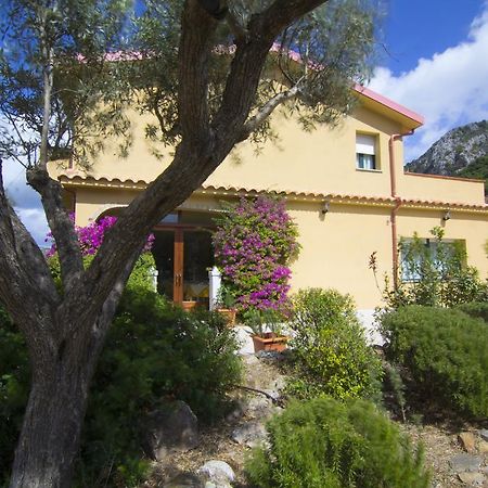 Agriturismo Sa Rocca Iglesias Bagian luar foto
